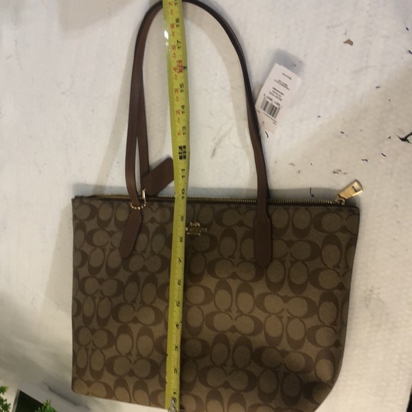 COACH SIG ZIP TOTE NWT - Picture 10 of 10